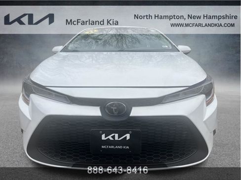Used 2022 Toyota Corolla LE FWD image 9