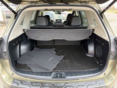Used 2022 Subaru Forester Limited w/ Popular Package #3 image 23