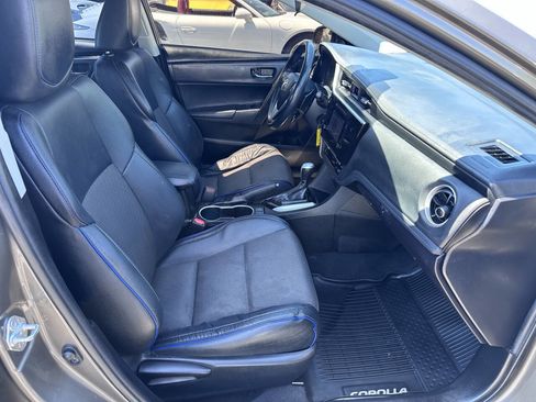 Used 2019 Toyota Corolla SE FWD image 9