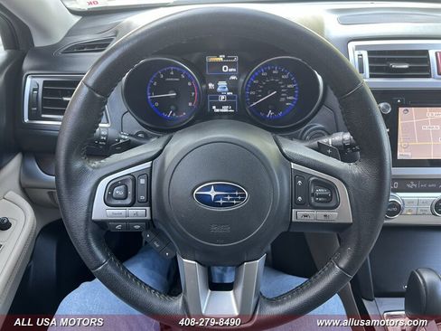 Used 2017 Subaru Outback 2.5i Limited AWD/4WD image 19