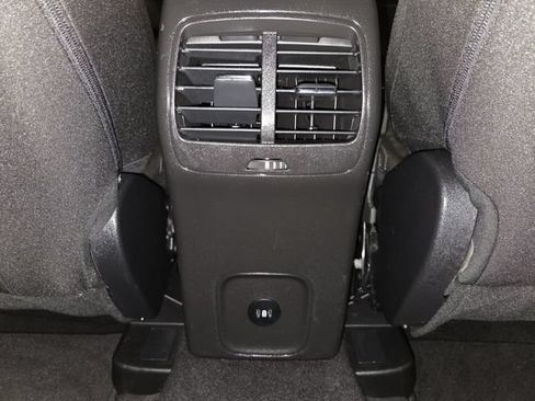 Used 2025 Ford Escape Active AWD/4WD image 30