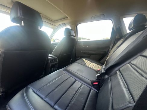 Used 2025 Honda CR-V EX-L image 16
