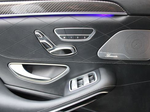 Used 2019 Mercedes-Benz S 63 AMG S 4MATIC Sedan image 23