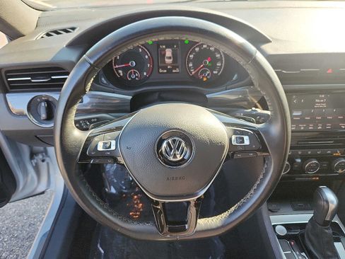 Used 2021 Volkswagen Passat 2.0T R-Line FWD image 19