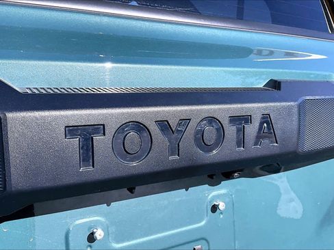 Certified 2025 Toyota 4Runner TRD Off-Road Premium image 27