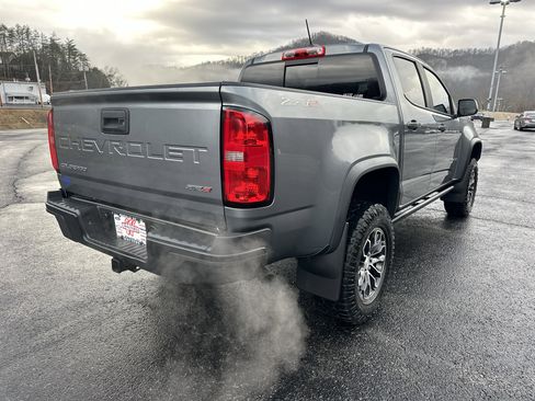 Used 2022 Chevrolet Colorado ZR2 image 2