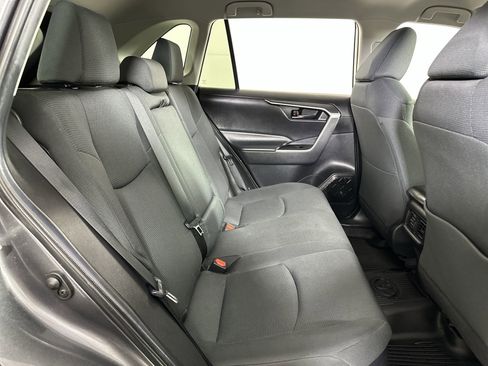 Used 2021 Toyota RAV4 LE image 64