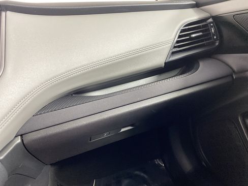 Used 2023 Subaru Outback Premium AWD/4WD image 30