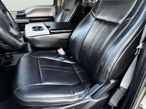 Used 2019 Ford F150 XLT w/ Equipment Group 301A Mid RWD image 25