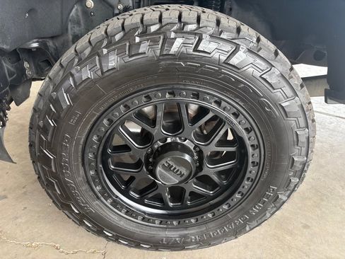 Used 2019 Ford F250 Platinum w/ Platinum Ultimate Package AWD/4WD image 63
