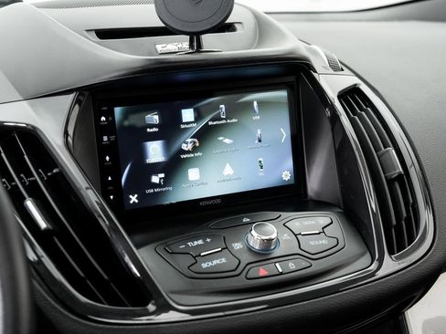 Used 2013 Ford Escape SEL image 17