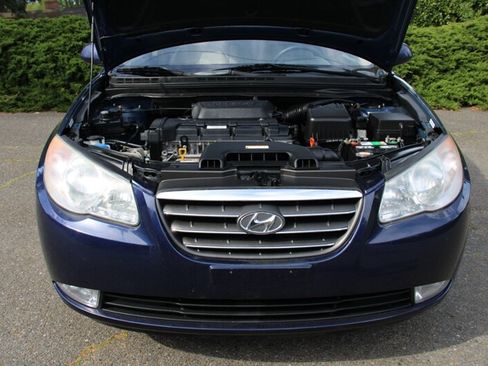 Used 2009 Hyundai Elantra GLS w/ Popular Equipment Pkg 2 FWD image 18