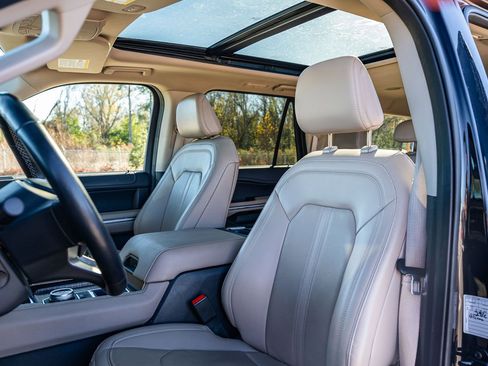 Used 2024 Ford Expedition Max Limited image 21