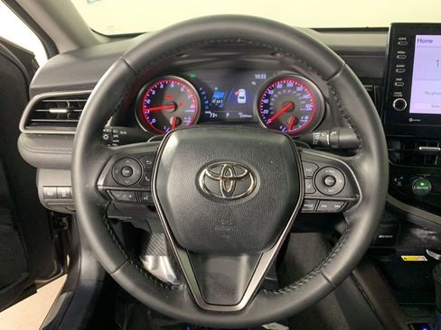 Used 2022 Toyota Camry XSE FWD image 19