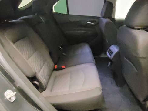 Used 2021 Chevrolet Equinox LT image 19
