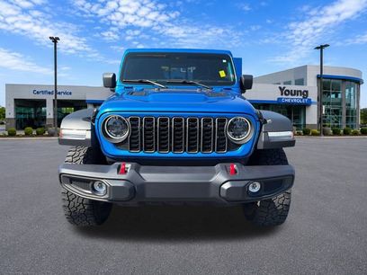 Used 2025 Jeep Gladiator Rubicon w/ Convenience Group