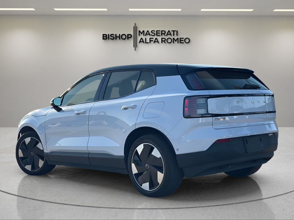 Used 2026 Volvo EX30 Ultra w/ Climate Package AWD/4WD image 3