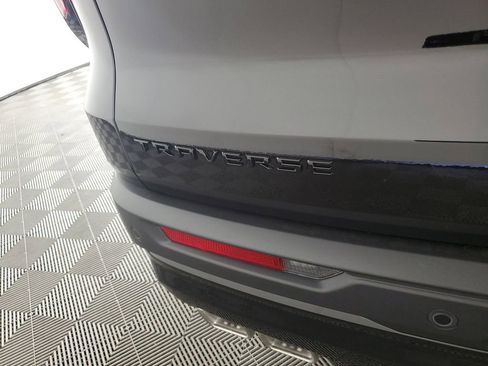 New 2026 Chevrolet Traverse LT w/ Midnight/Sport Edition image 32