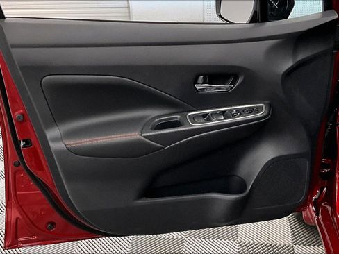 New 2025 Nissan Versa SR w/ Trunk Package FWD image 58