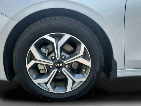 Used 2021 Kia Forte LXS image 10