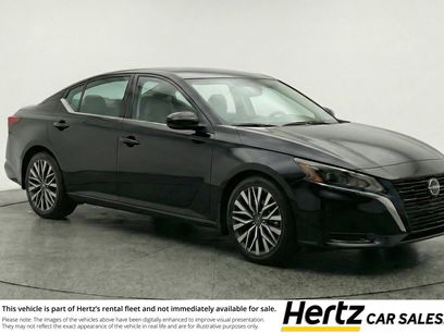 Used 2025 Nissan Altima 2.5 SV