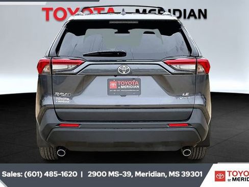 New 2025 Toyota RAV4 LE image 4