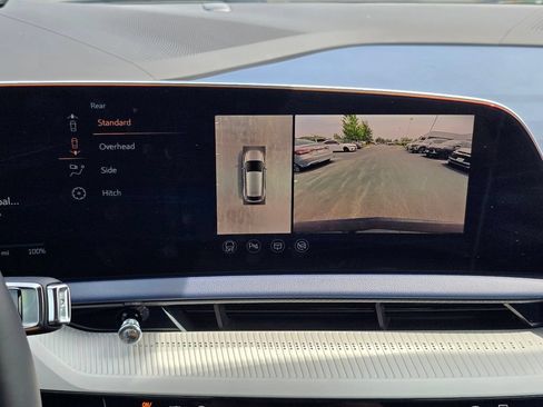Certified 2025 Cadillac Optiq Sport 2 w/ LPO, Floor Liner Package AWD/4WD image 16