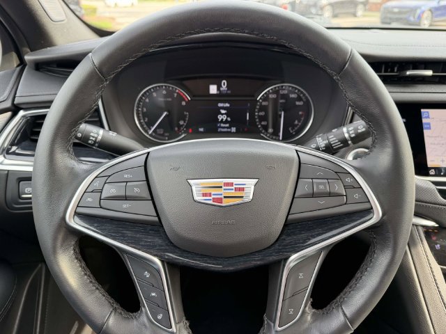 Certified 2024 Cadillac XT5 Premium Luxury AWD/4WD image 22