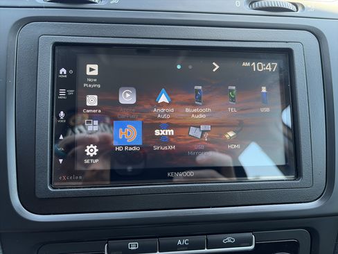 Used 2013 Volkswagen Golf 4-Door FWD image 21