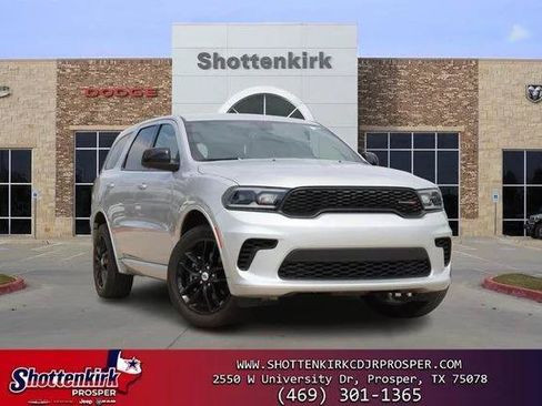 Certified 2025 Dodge Durango GT AWD/4WD image 1