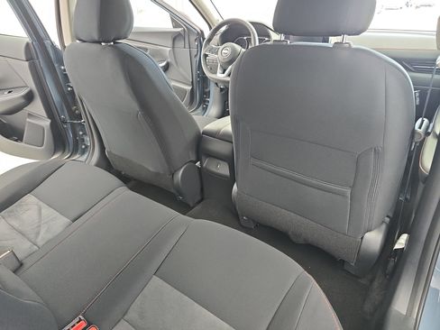 Used 2024 Nissan Sentra SR image 11