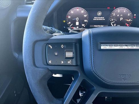 Used 2023 Land Rover Defender 110 Carpathian Edition image 18