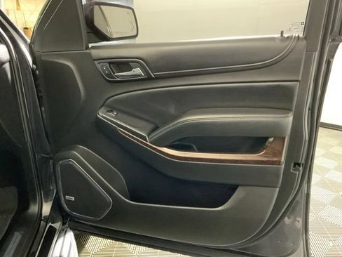 Used 2016 GMC Yukon SLT w/ Open Road Package AWD/4WD image 29