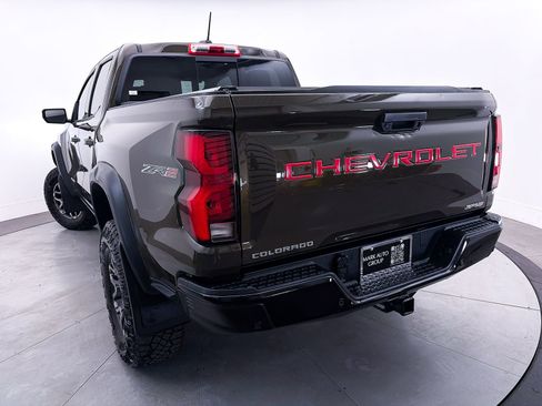 Used 2023 Chevrolet Colorado ZR2 w/ ZR2 Convenience Package III image 10