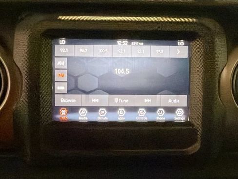 Used 2021 Jeep Wrangler Unlimited Sport AWD/4WD image 15