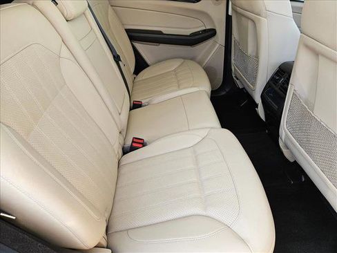 Used 2017 Mercedes-Benz GLE 350 4MATIC image 19