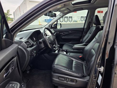 Used 2019 Honda Ridgeline RTL-E image 11