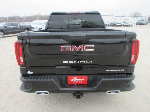 New 2026 GMC Sierra 1500 Denali w/ Denali Reserve Package image 6