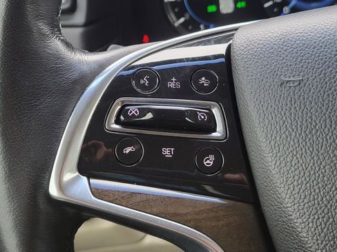 Used 2020 Cadillac Escalade Luxury AWD/4WD image 32