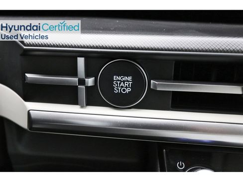 Used 2025 Hyundai Santa Fe SEL image 29