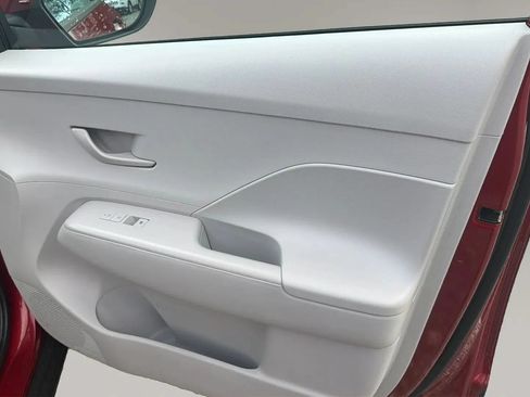 Used 2024 Hyundai Kona SEL w/ Convenience Package FWD image 33