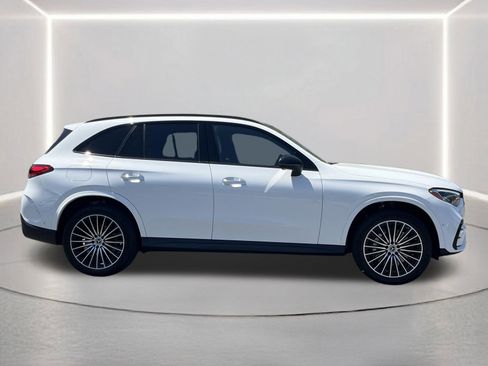 Used 2026 Mercedes-Benz GLC 300 4MATIC image 27