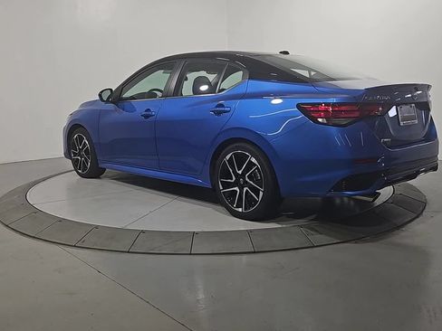 Certified 2025 Nissan Sentra SR w/ SR Premium Package FWD image 3