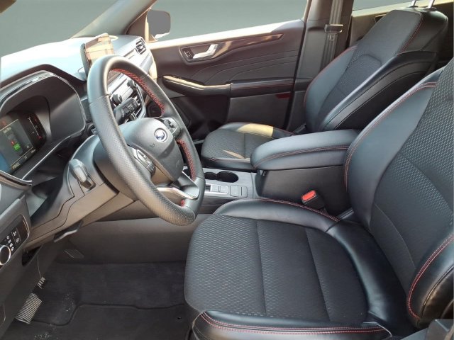 Used 2026 Ford Escape ST-Line AWD/4WD image 12