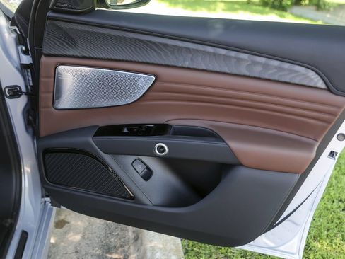 New 2026 Maserati Grecale Modena image 32