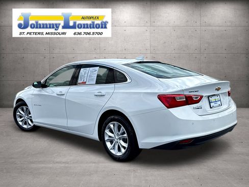Used 2025 Chevrolet Malibu LT FWD image 3