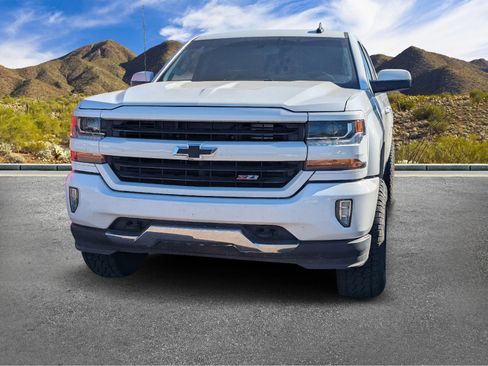 Used 2018 Chevrolet Silverado 1500 LT w/ All Star Edition image 2