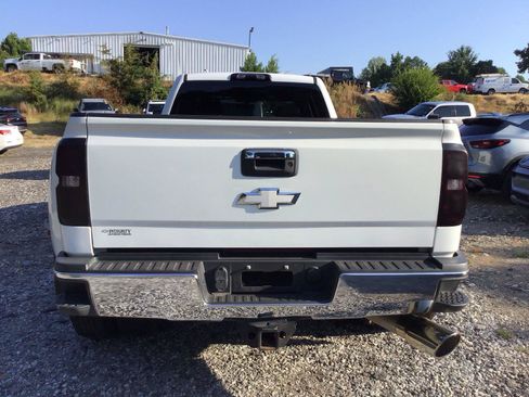Used 2018 Chevrolet Silverado 3500 W/T w/ WT Convenience Package AWD/4WD image 3