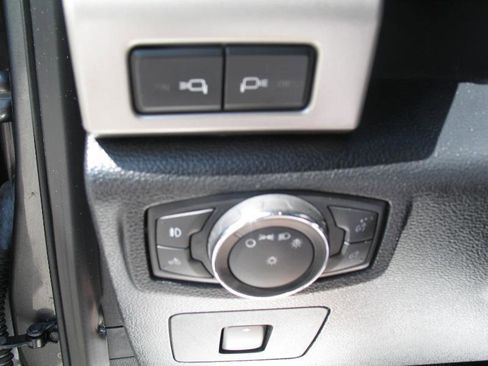 Used 2016 Ford F150 Lariat w/ Equipment Group 501A Mid AWD/4WD image 52