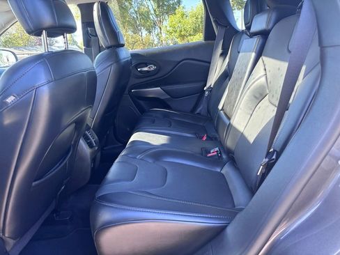 Used 2021 Jeep Cherokee Latitude Lux w/ Sun & Sound Group image 33